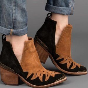 Jeffrey Campbell 'Olinda Western Bootie' NWOT